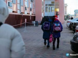 Власти Якутска примут решение о переводе школьников на дистанционное обучение