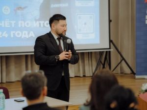 Евгений Григорьев провел отчет о работе Окружной администрации Якутска за 2024 год перед жителями Промышленного округа