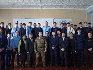 Александр Колесов встретился с курсантами ЯАТУ ГА