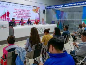 «Пробежали мимо светящейся Эйфелевой башни и Лувра». Якутские легкоатлеты – о «Марафоне для всех»
