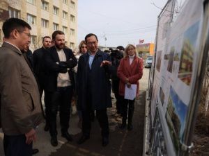 Помощнику президента РФ Максиму Орешкину представили план реновации трех кварталов Якутска