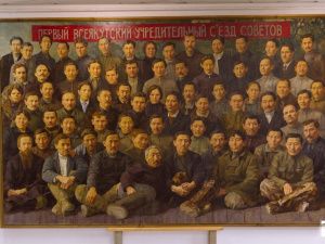 В Якутске открылась персональная выставка Федота Макарова «Рождение смыслов»