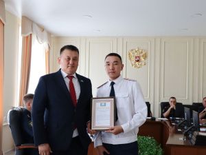 В преддверии Дня России в УФСИН состоялась церемония награждения сотрудников Благодарностями и Благодарственными письмами Главы Республики Саха (Якутия) Айсена Николаева, Правительства региона