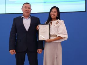 В Якутске наградили волонтёров-предпринимателей, помогающих бойцам СВО