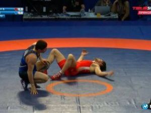 Виктор Рассадин уступил в схватке за бронзу чемпионата России по вольной борьбе