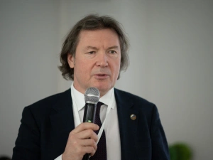 В Якутии презентовали План мероприятий Года семьи