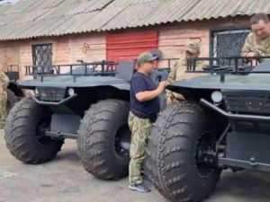 Бойцам СВО из Якутии переданы квадроциклы "Сокол"