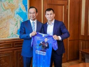 Глава Якутии встретился с олимпийским чемпионом Романом Власовым