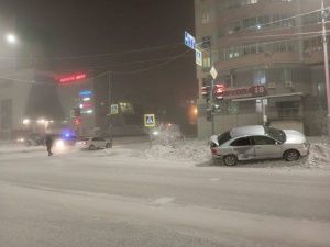 За день в Якутске — четверо пострадали в ДТП