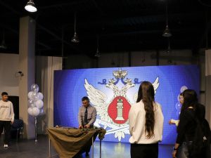 В мультимедийном парке «Россия – моя история» на профориентационной площадке «Фестиваль профессий» сотрудники УФСИН рассказали о службе в уголовно-исполнительной системе 