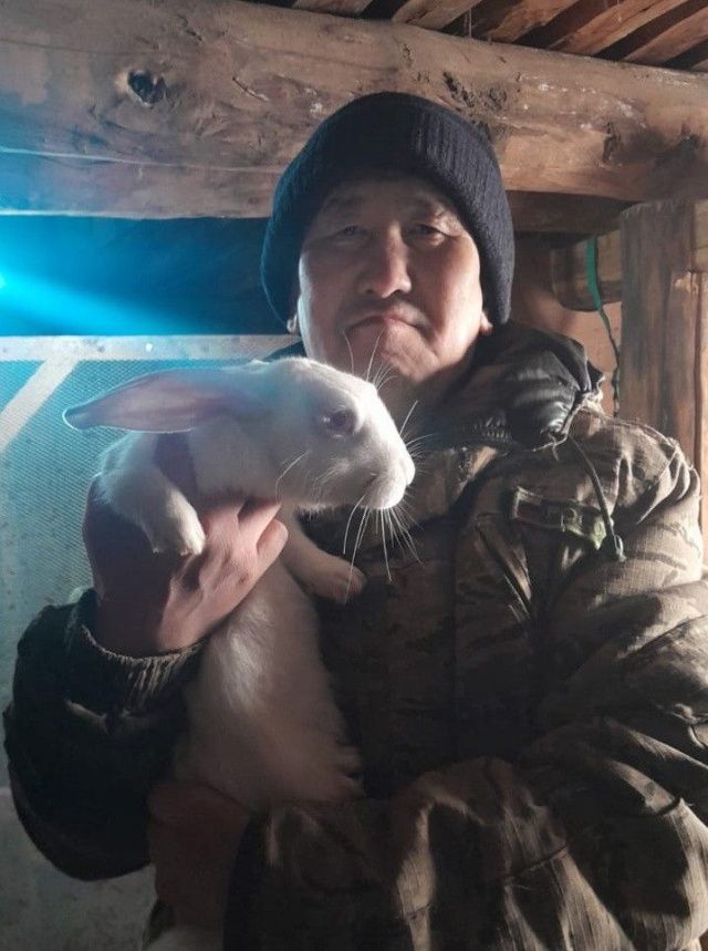 Участник СВО в Якутии развивает личное подсобное хозяйство