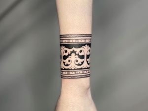 От татуировок по мотивам олонхо до уличной одежды: как мода влияет на продвижение якутской культуры