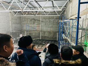 Дмитрий Садовников потребовал нарастить силы на строительстве Центра культуры в Нижнем Бестяхе