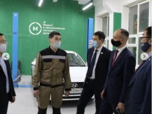 В Якутск приехал замминистра просвещения России Дмитрий Глушко