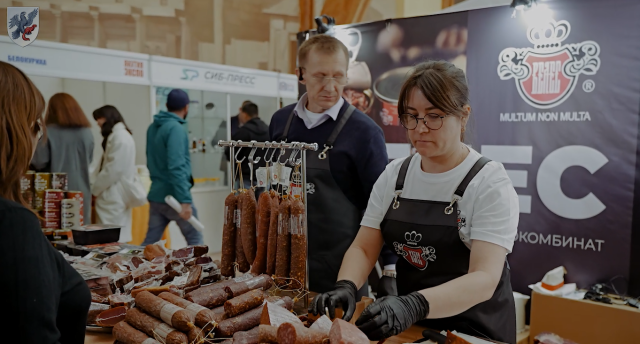 В Якутске торжественно открыли форум-ярмарку «Якутск Купеческий» и межрегиональную выставку «Якутия Экспо»