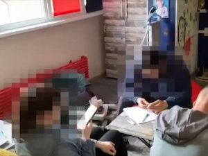 Задержаны жители Татарстана и Московской области, обвиняемые в похищении у двух якутянок 10-ти и двух миллионов рублей