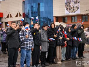 В Якутске состоялся концерт-митинг в день воссоединения новых регионов с Россией