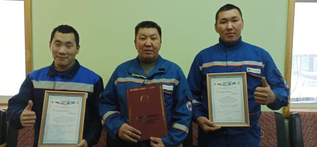 Энергетиков Центральных электрических сетей поощрили за устранение аварии в Заречных районах Якутии