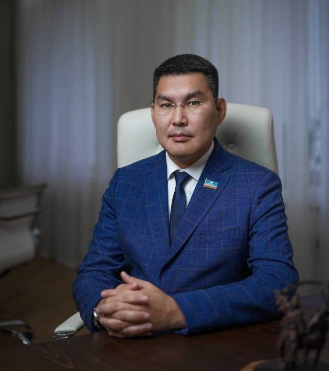 Министр экономики РС(Я) Петр Попов: Якутия работает над достижением стратегических целей, поставленных Президентом