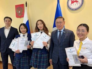 В Якутске подвели итоги первого республиканского конкурса социальных проектов среди школьников
