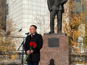 Память Степана Васильева почтили в День государственности Якутии
