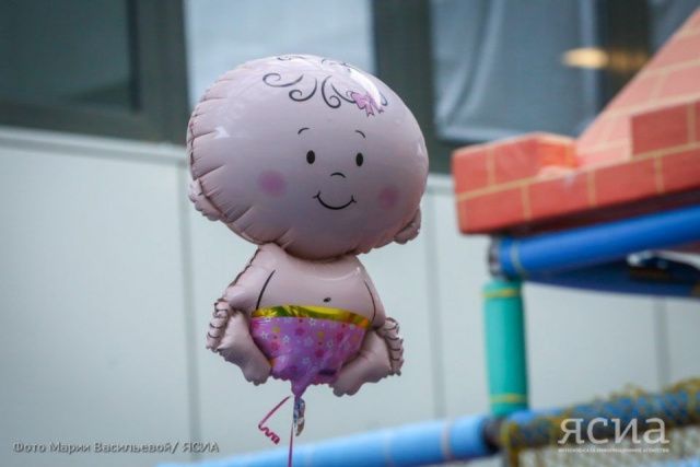 В Якутии единое пособие получили родители более 50 тысяч детей с начала года