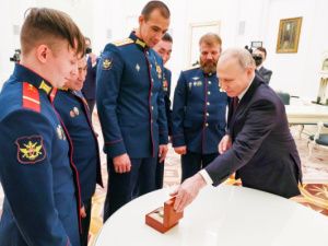 Как сложилась судьба членов экипажа легендарного танка "Алеша"