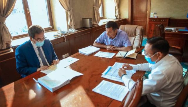 В правительстве рассказали о первых рабочих днях Андрея Тарасенко в Якутии