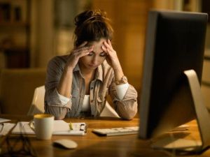 "Легкий заработок в интернете": Мошенники под видом повышения рейтингов отелей похитили деньги у 36-летней якутянки