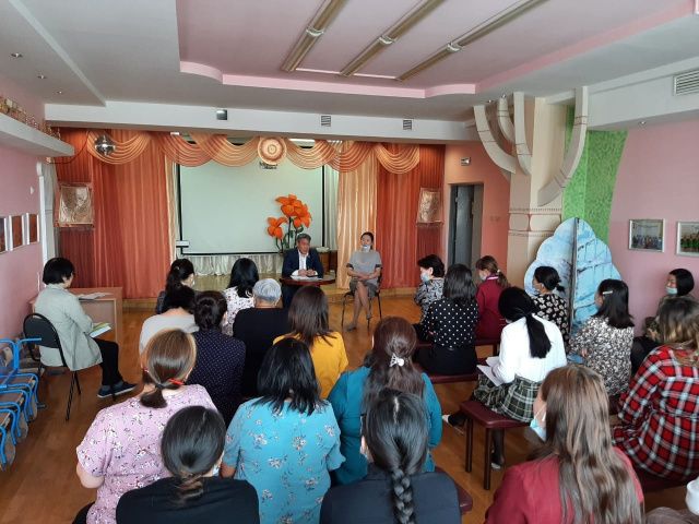 Павел Ксенофонтов - "О Конституции и Парламенте РС (Я)"