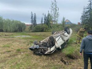 В Покровске перевернулась иномарка — водитель в реанимации