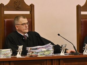 Верховный суд России отменил решение о возврате квартиры Ларисе Долиной