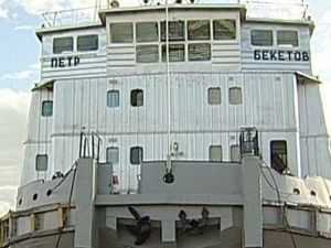 В Якутии исчез член экипажа теплохода