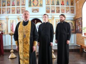 В день великого праздника Покрова Пресвятой Богородицы в православном храме исправительной колонии № 1 проведено богослужение