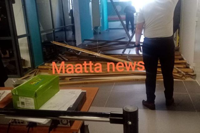 Стала известна причина обрушения потолка в якутской школе. Пострадавших нет