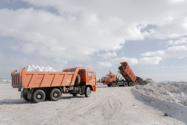 Повышенное внимание вывозу снега из аварийного сектора