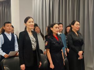 26 юных якутян получили свои первые паспорта в  День Конституции