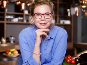 Скончалась актриса и телеведущая