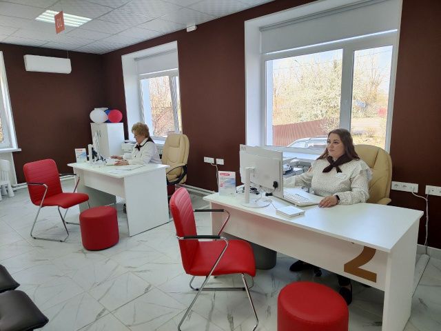 Денис Пушилин выразил благодарность Якутии за ввод МФЦ в п. Еленовка