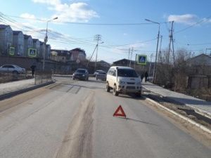 В Якутске на пешеходном переходе сбили пенсионерку