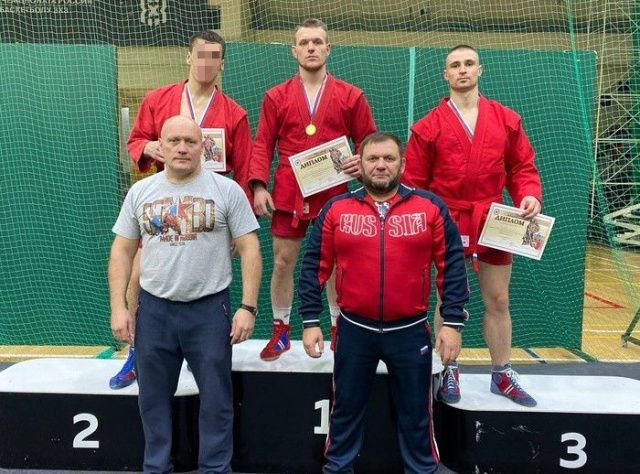 Якутский омоновец завоевал "серебро" чемпионата ДФО по боевому самбо, уступив только земляку