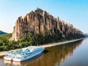 Айсен Николаев поздравляет с Днём реки Лена