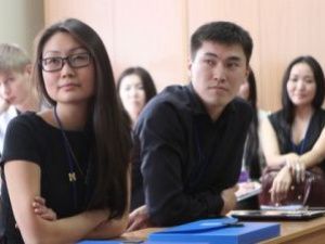 Начинается прием документов в центральные вузы