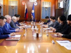 Глава Якутии Айсен Николаев провел совещание по восстановлению исторических памятников архитектуры Якутска