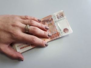 В Якутии председатель районного совета депутатов похитила 631 тысячу рублей