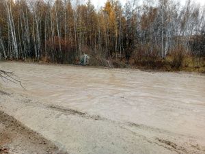 В Якутии перевернулся автомобиль с шестью пассажирами. Двое госпитализированы