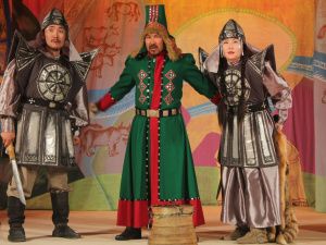 ТЮЗ открыл Год культурного наследия народов России