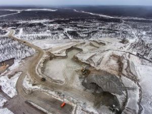 АЛРОСА приостанавливает добычу алмазов на Верхне-Мунском месторождении и в долине реки Анабар