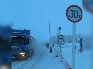 На ледовом автозимнике Хатассы — Павловск повышена грузоподъемность до 30 тонн