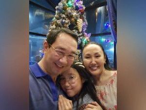 «Сегодня тебе уже 14 — это шаг во взрослую жизнь». Айсен Николаев поздравил дочь с днем рождения